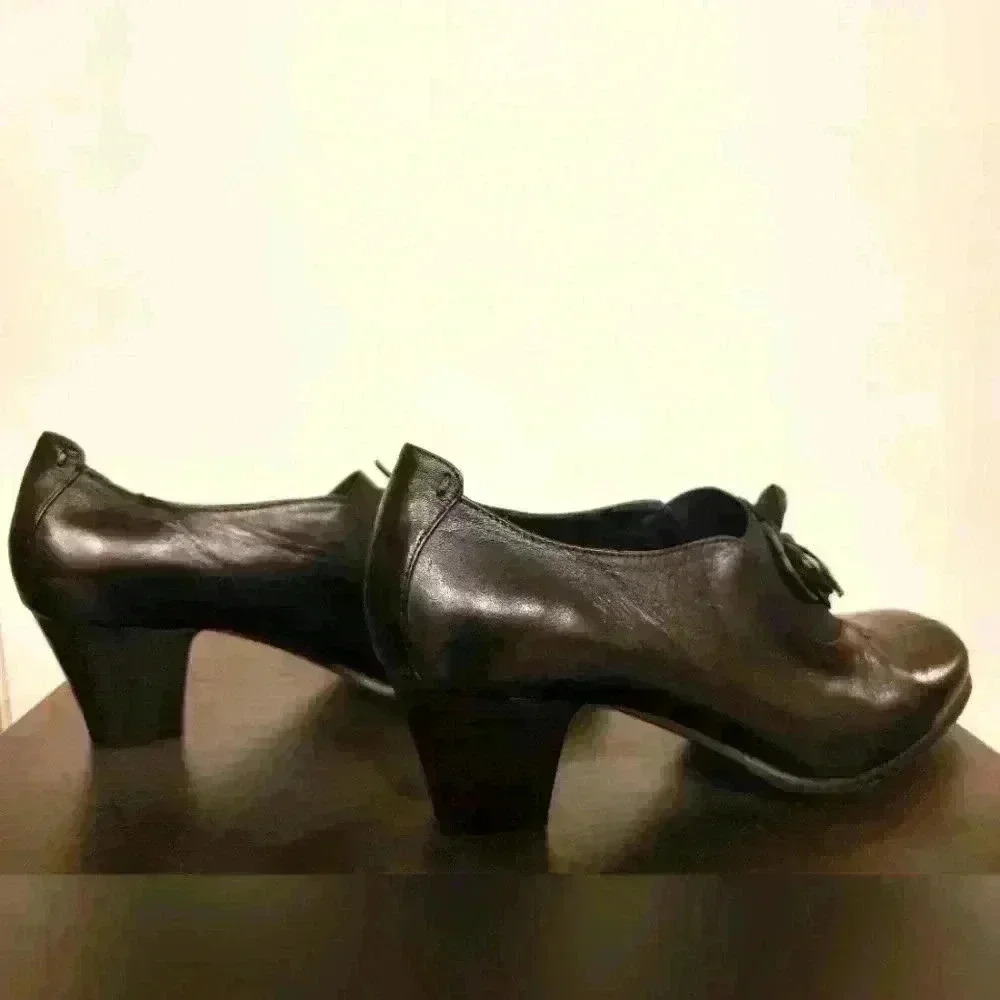 ARNOLD CHURGIN leather ankle  booties. Size 39 (8.5-9) - Picture 8 of 10